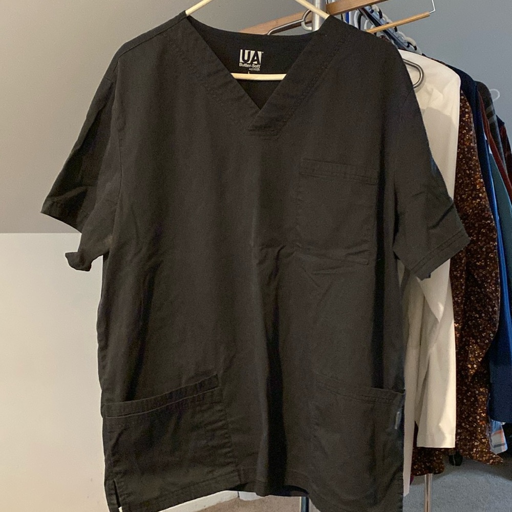 Black men’s scrub top.